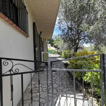 Bas De Au Calme * Villeneuve-Loubet